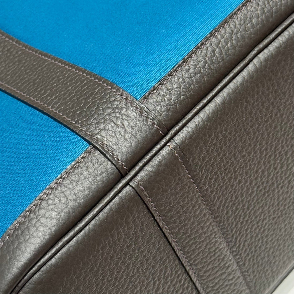 HERMES GARDEN PARTY 30CM IN BLUE TOILETS COTTON CANVAS AND BLACK CALFSKIN
