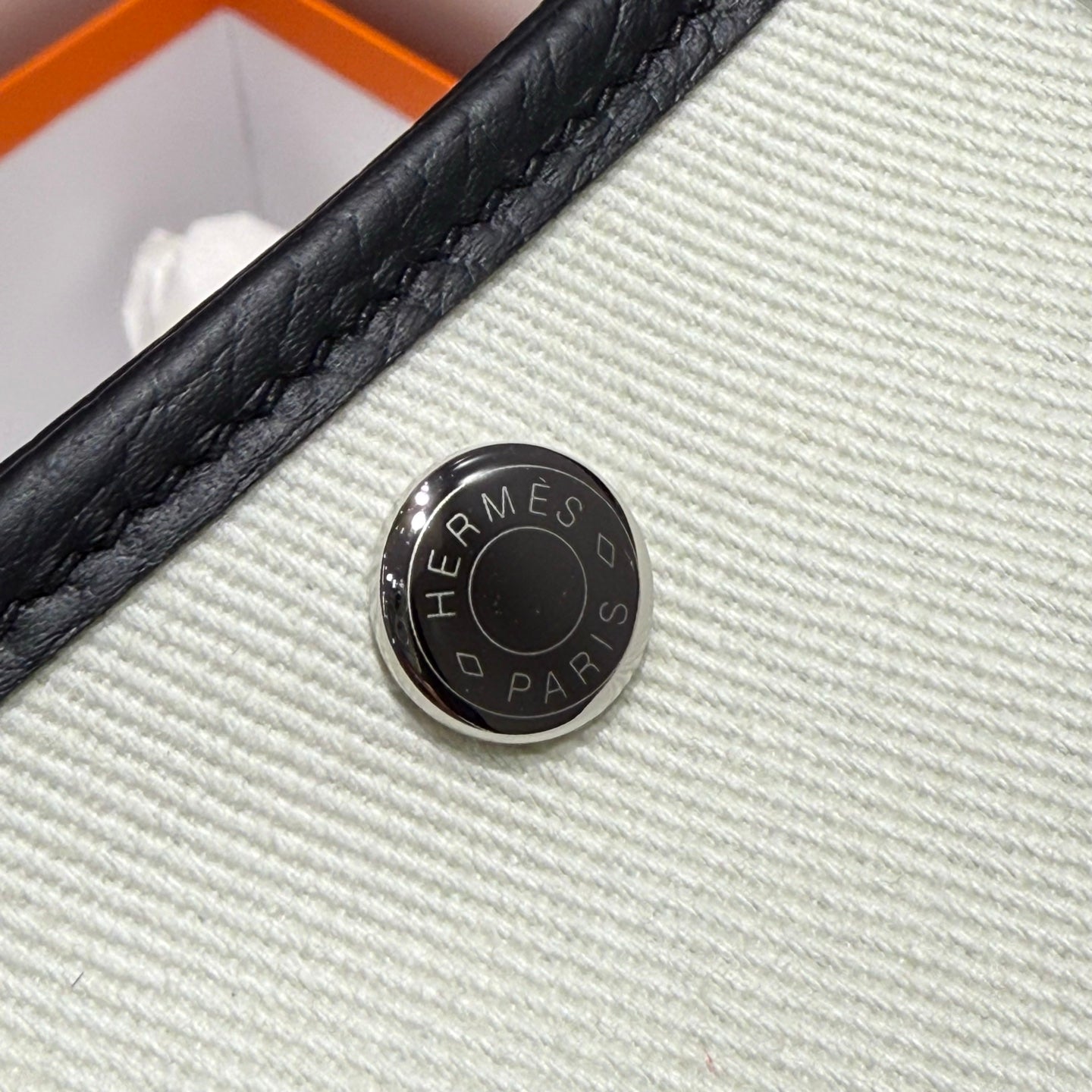 HERMES GARDEN PARTY 30CM IN WHITE TOILETS COTTON CANVAS AND BLACK CALFSKIN SKY BLUE CANVAS ON SIDE OTHER