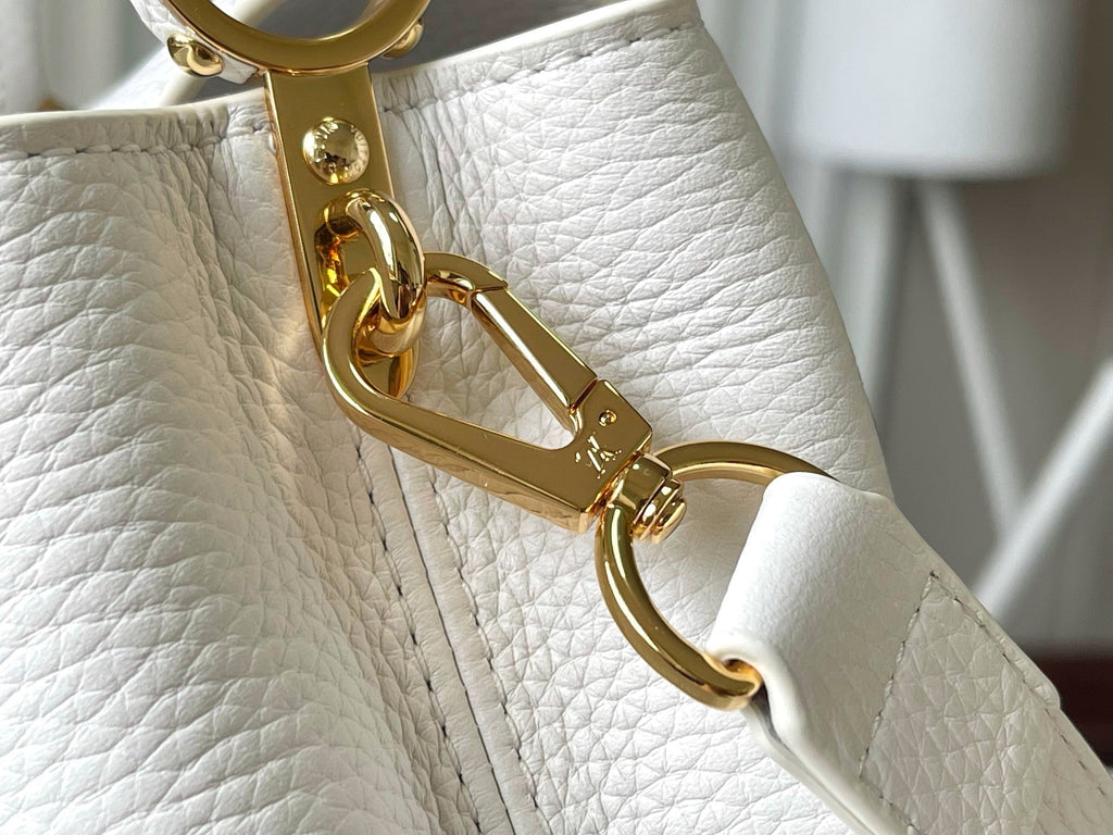 LOUIS VUITTON CAPUCINES MINI 21 IN WHITE TAURILLON GOLD HARDWARE