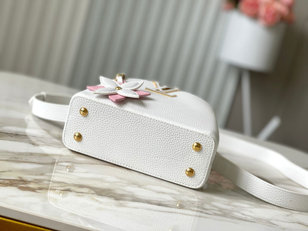 LOUIS VUITTON CAPUCINES MINI 21 IN WHITE TAURILLON GOLD HARDWARE