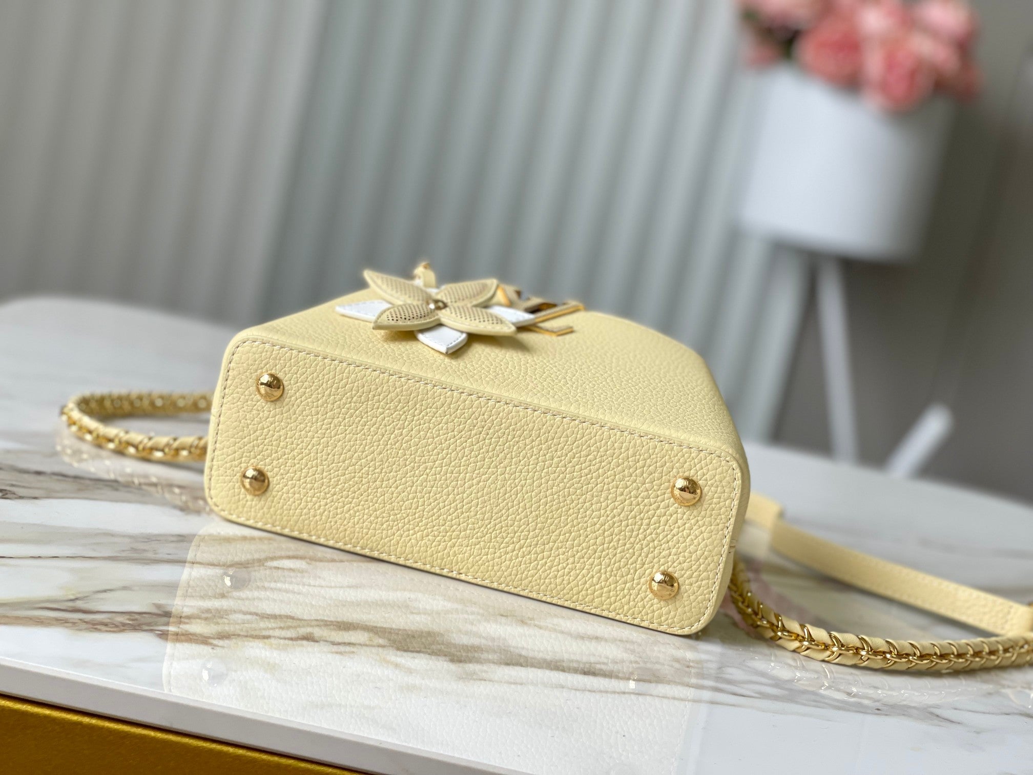 LOUIS VUITTON CAPUCINES EAST-WEST MINI 22 IN BANANA YELLOW TAURILLON GOLD HARDWARE