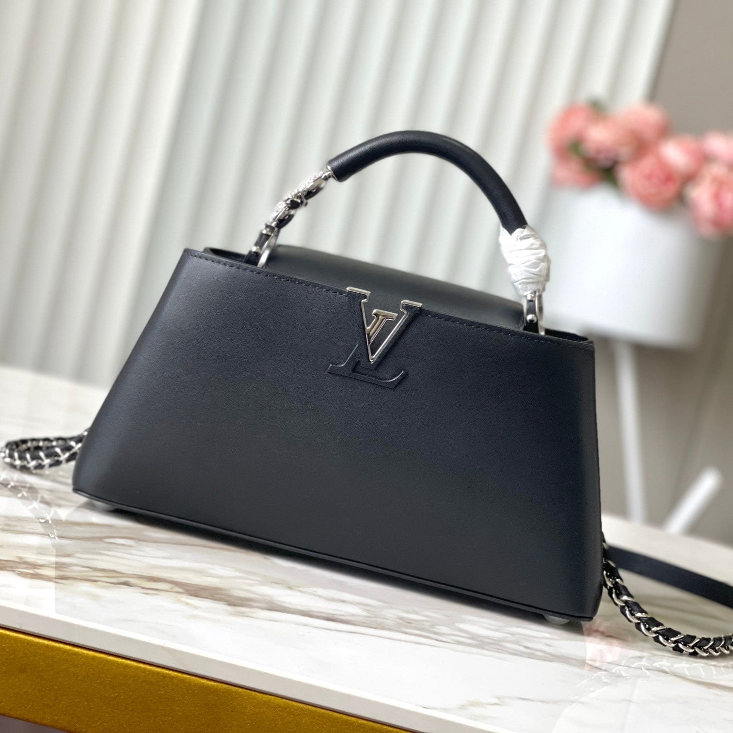 LOUIS VUITTON CAPUCINES EAST-WEST 30 IN BLACK SHEEPSKIN CRYSTAL AND SILVER HARDWARE