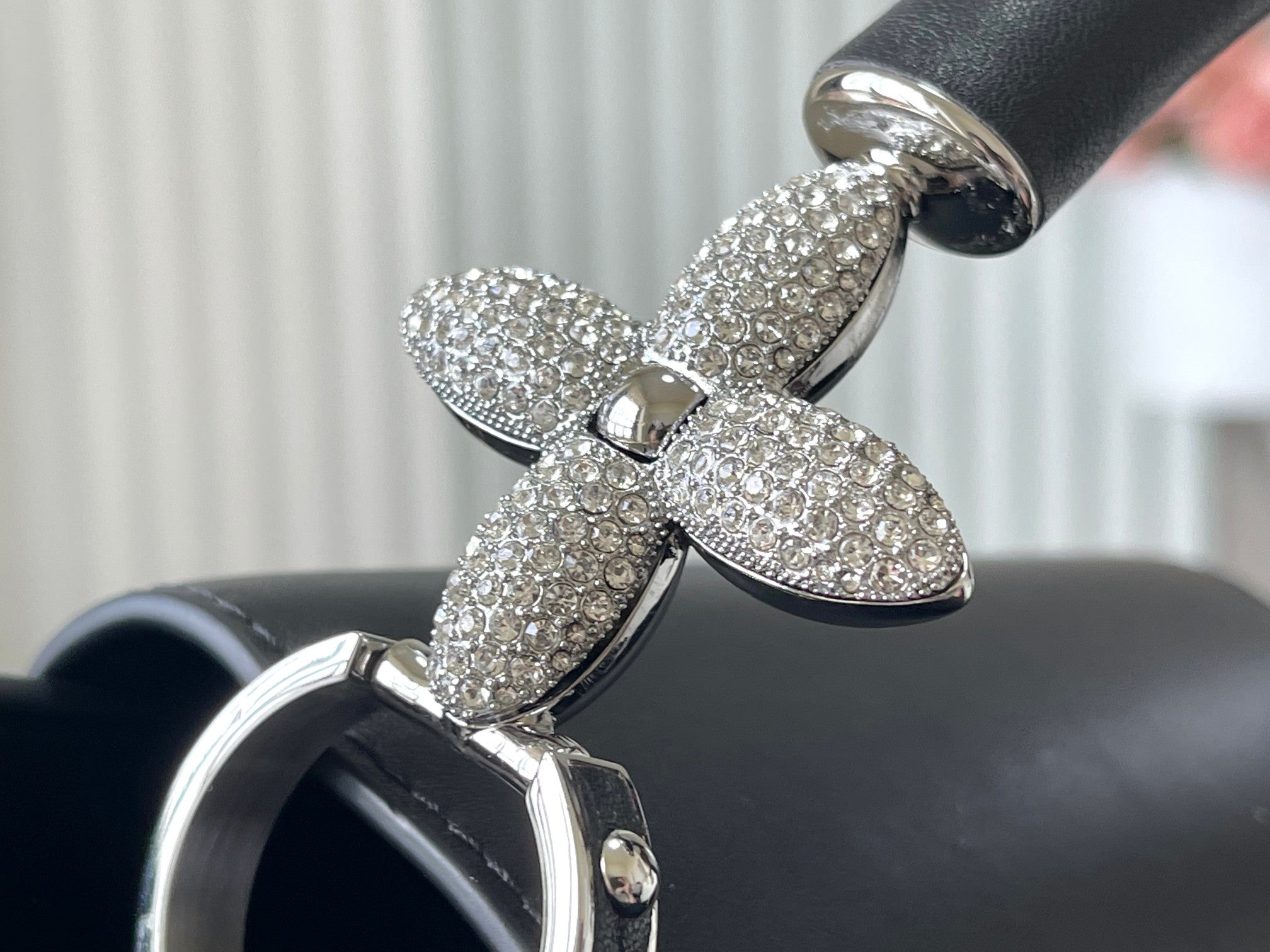 LOUIS VUITTON CAPUCINES EAST-WEST 30 IN BLACK SHEEPSKIN CRYSTAL AND SILVER HARDWARE