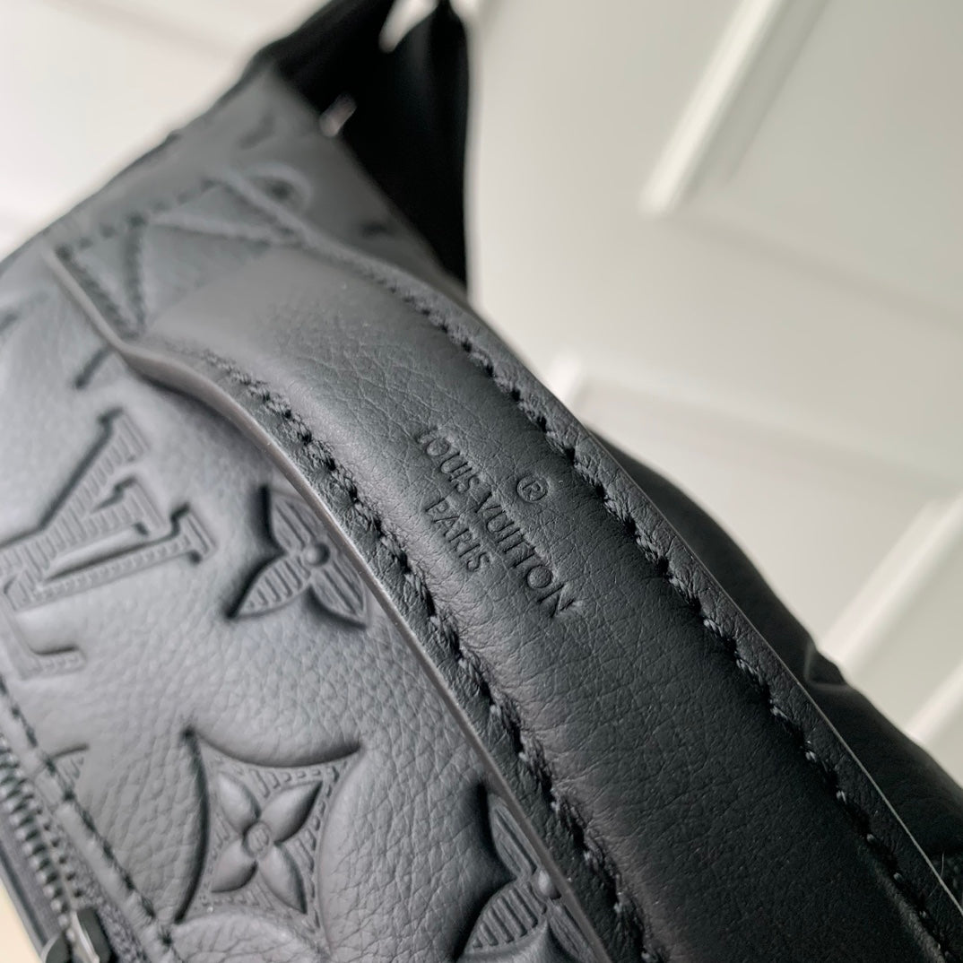 LOUIS VUITTON RUSH BUMBAG 30 IN BLACK MONOGRAM SHADOW CALFSKIN