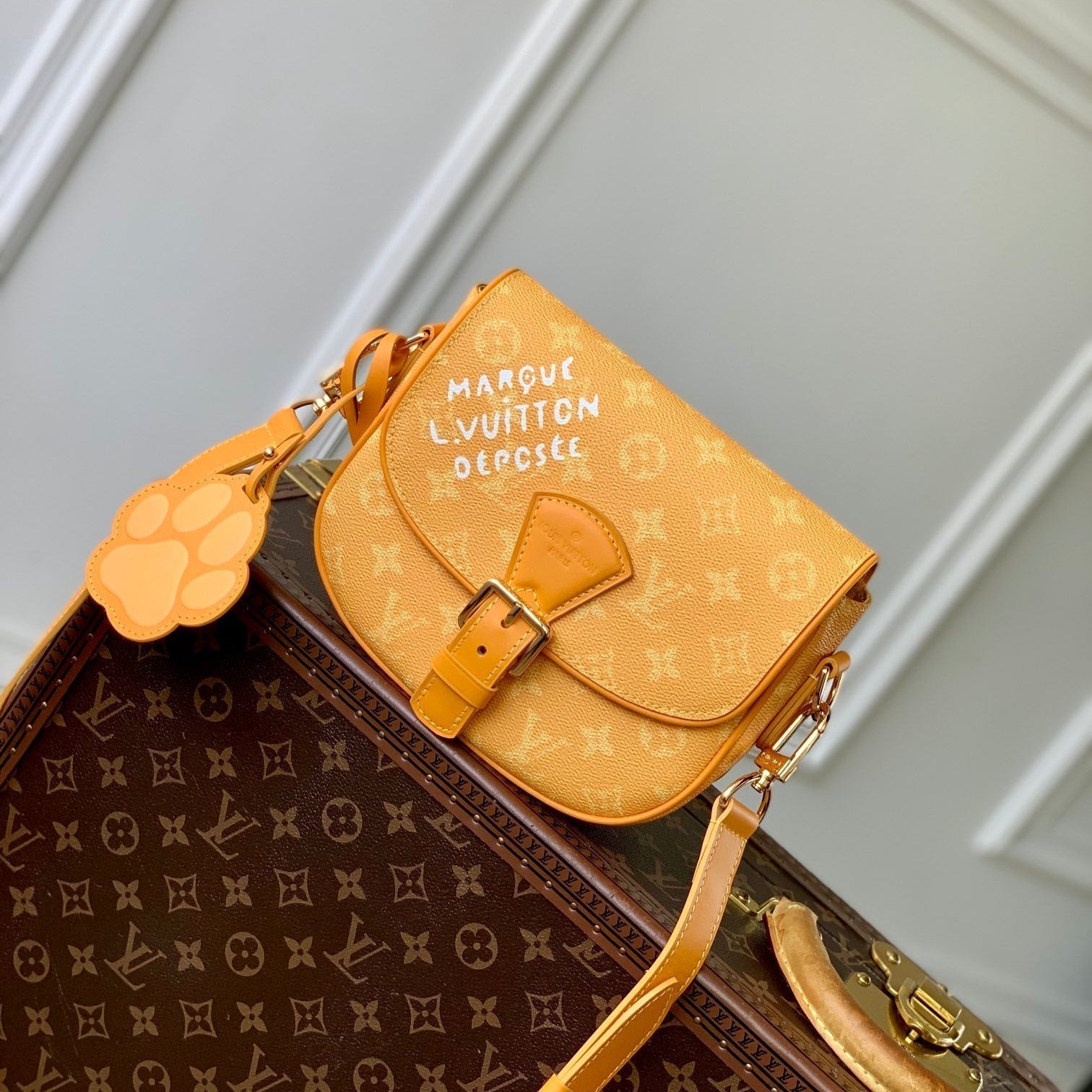 LOUIS VUITTON MONTSOURIS MESSENGER PM 20 IN PEPPER ORANGE MONOGRAM HERITAGE CANVAS