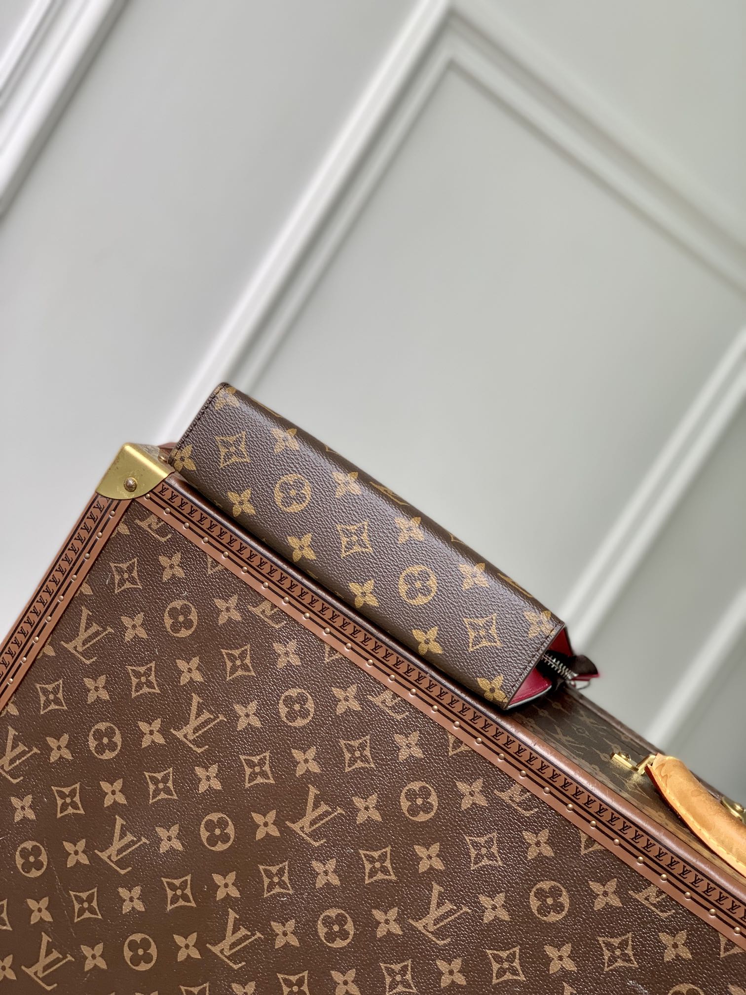 LOUIS VUITTON GASTON WEARABLE WALLET 18 IN BROWN MONOGRAM CANVAS MIX PINK CALFSKIN