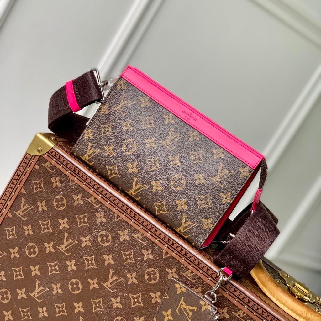 LOUIS VUITTON GASTON WEARABLE WALLET 18 IN BROWN MONOGRAM CANVAS MIX PINK CALFSKIN
