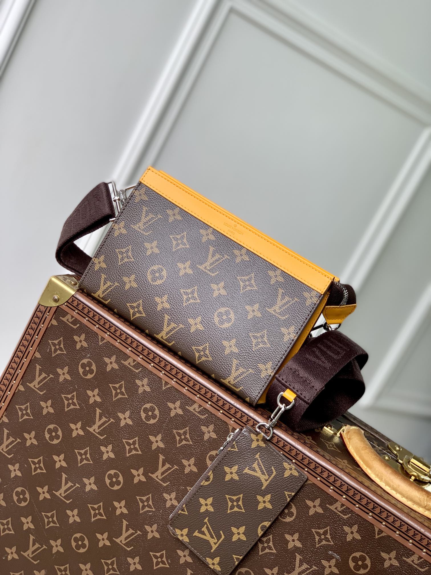 LOUIS VUITTON GASTON WEARABLE WALLET 18 IN BROWN MONOGRAM CANVAS MIX YELLOW CALFSKIN