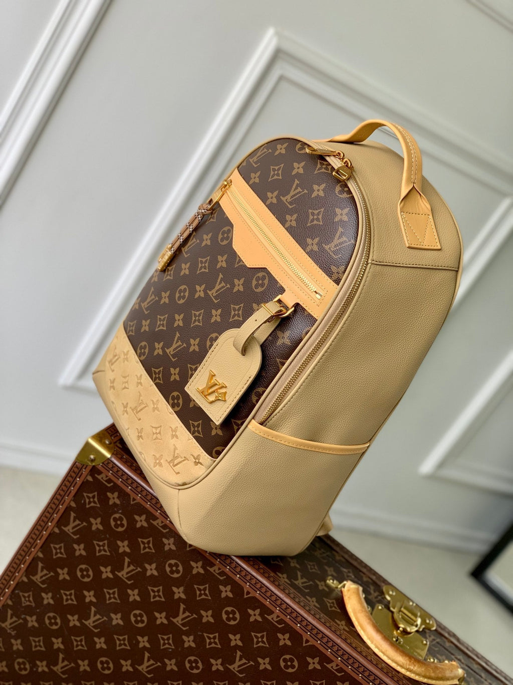 LOUIS VUITTON OUTDOOR BACKPACK 44 IN BEIGE CALFSKIN AND BROWN MONOGRAM CANVAS