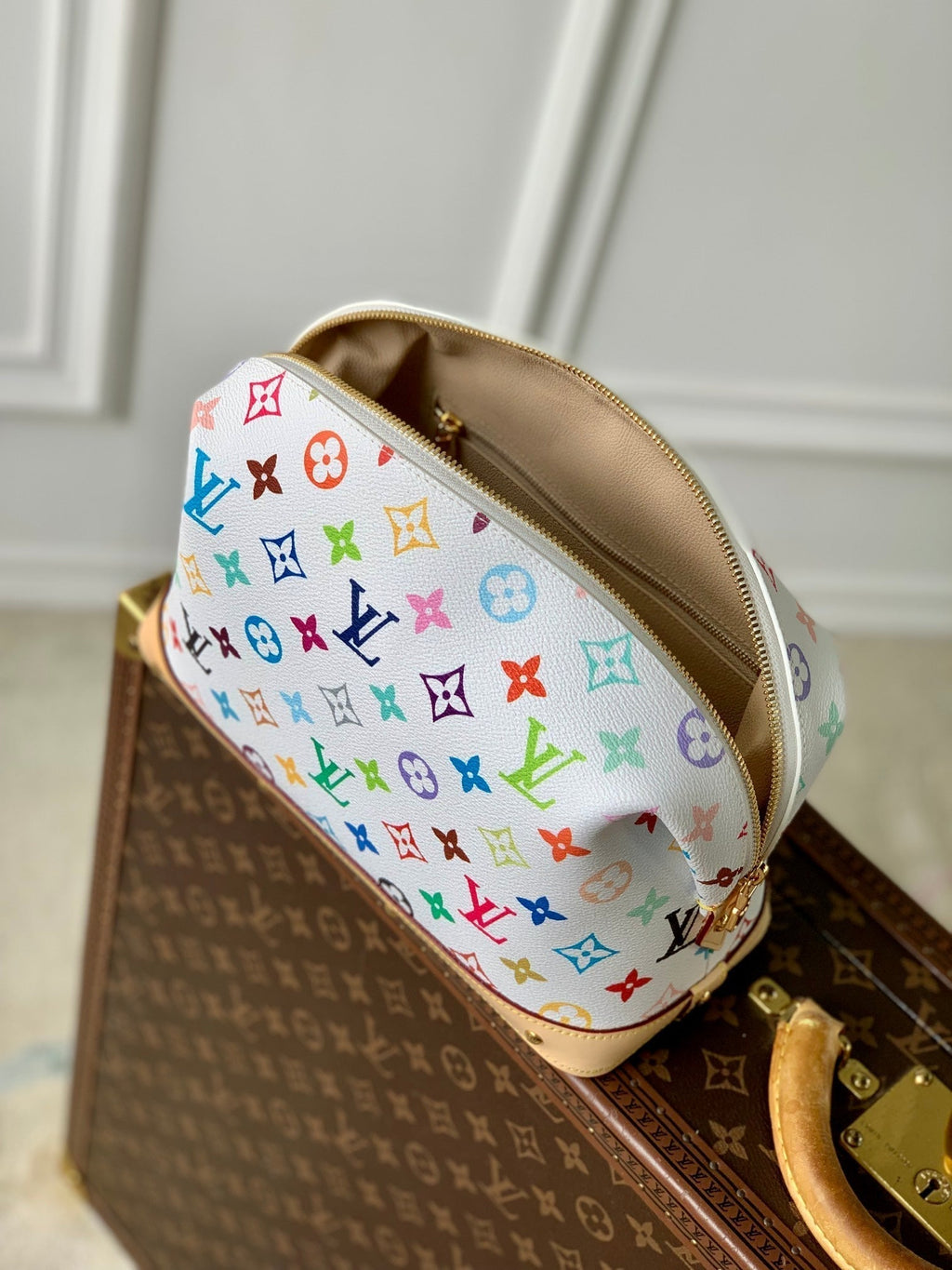 LOUIS VUITTON COSMETIC POUCH GM 27 IN MULTICOLOR MONOGRAM CANVAS
