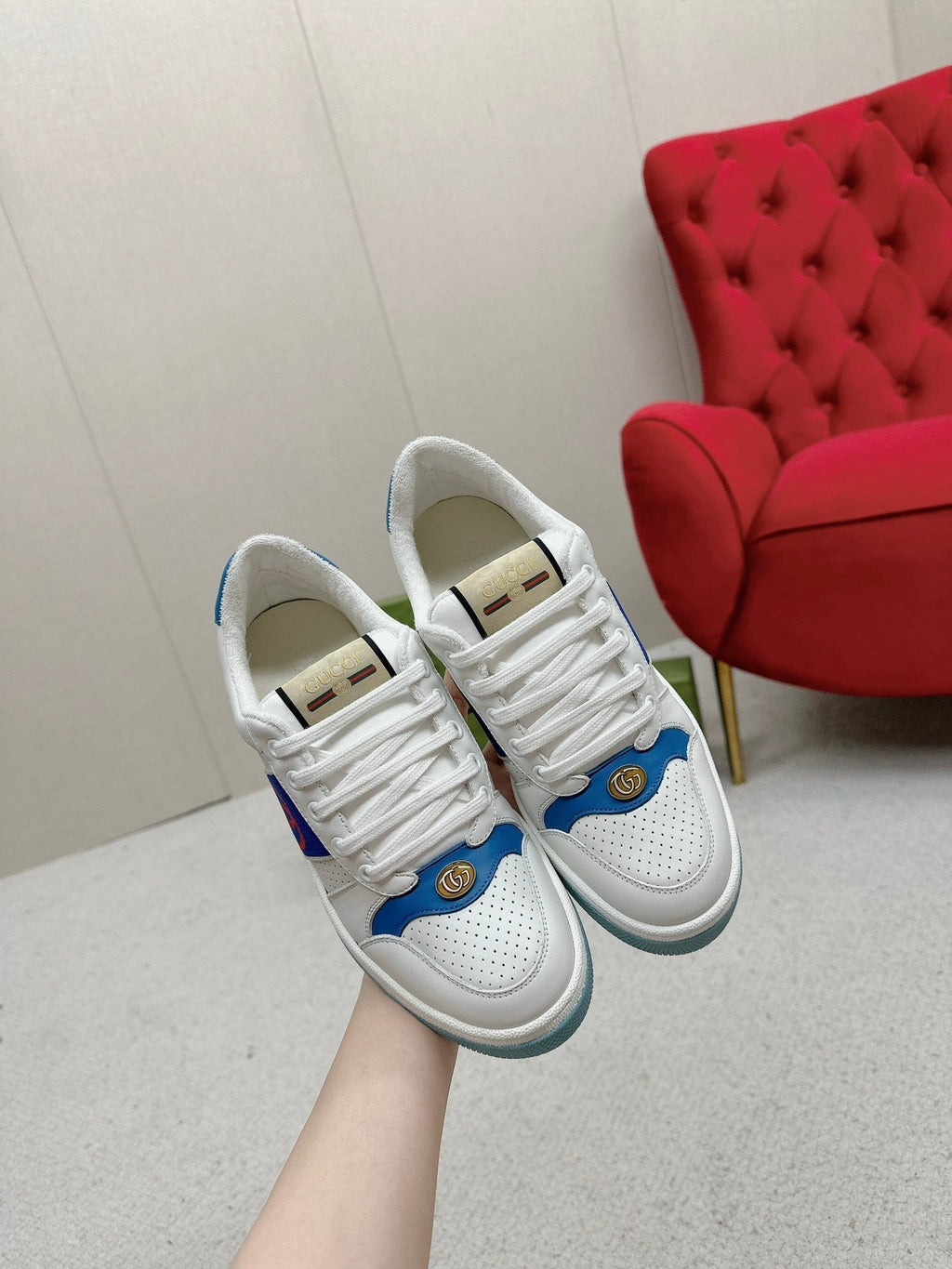 GUCCI WOMEN'S SCREENER TRAINER WHITE AND BLUE CALFSKIN