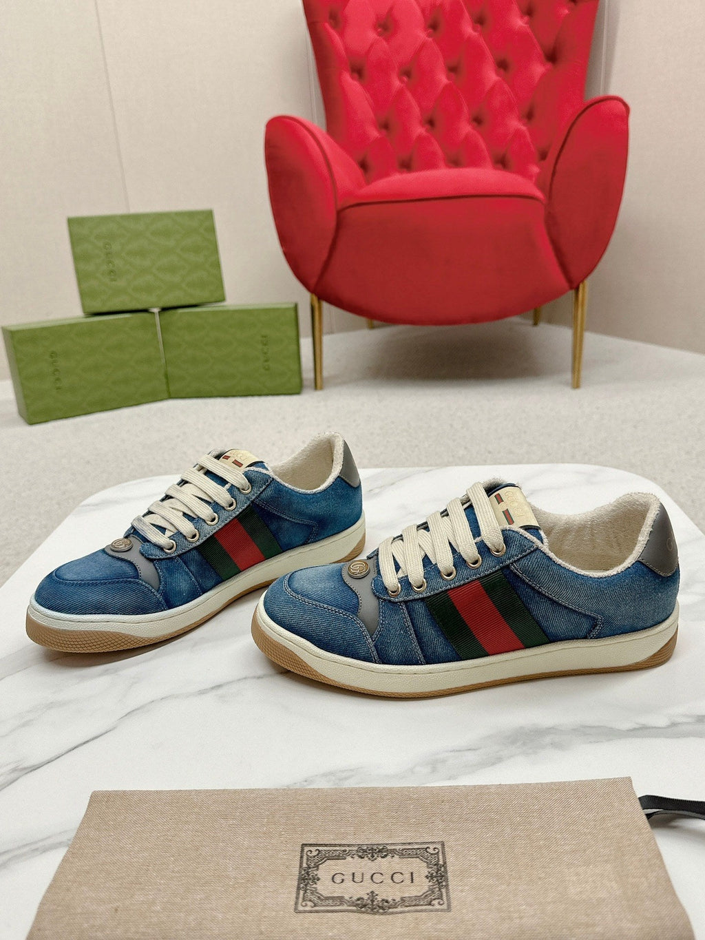 GUCCI WOMEN'S SCREENER TRAINER AEGEAN CALFSKIN