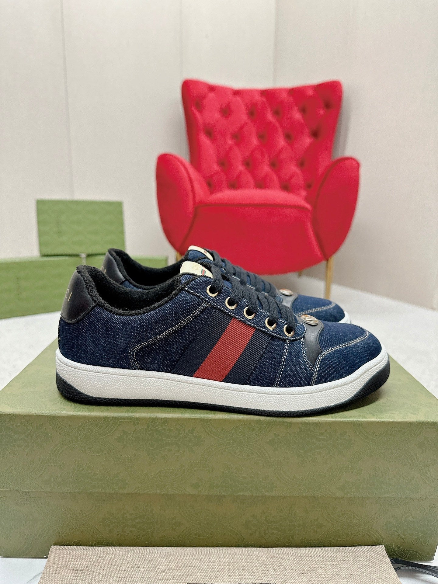 GUCCI WOMEN'S SCREENER TRAINER DENIM CALFSKIN