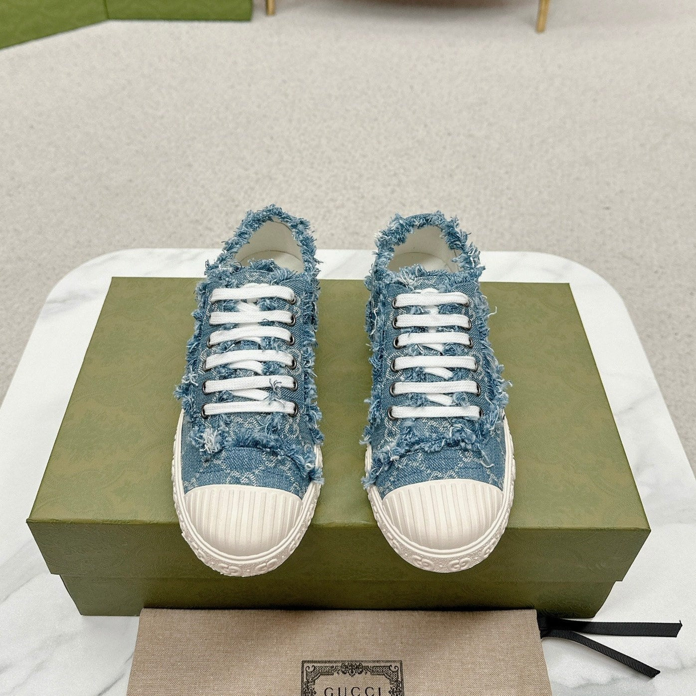 GUCCI TRAINER SCALLOPED TOE BLUE DENIM