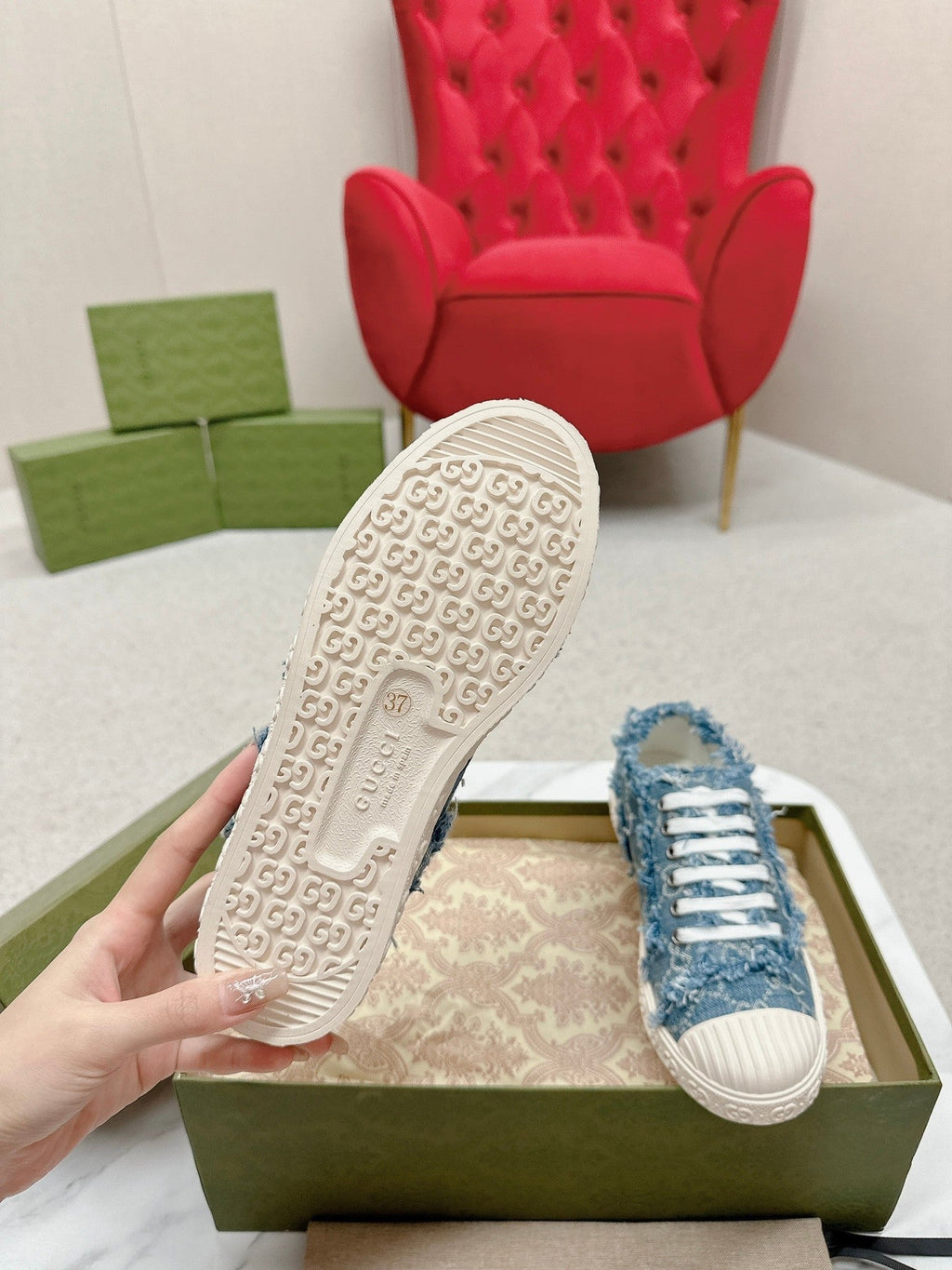 GUCCI TRAINER SCALLOPED TOE BLUE DENIM