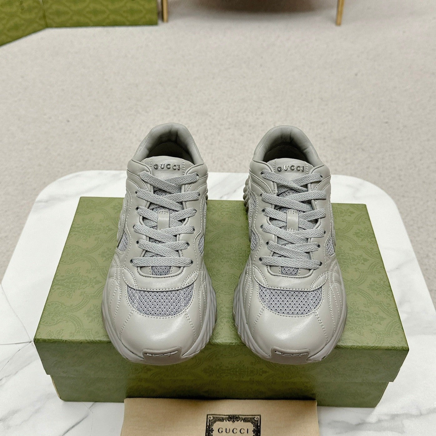 GUCCI RIPPLE TRAINER LIGHT GRAY LAMBSKIN