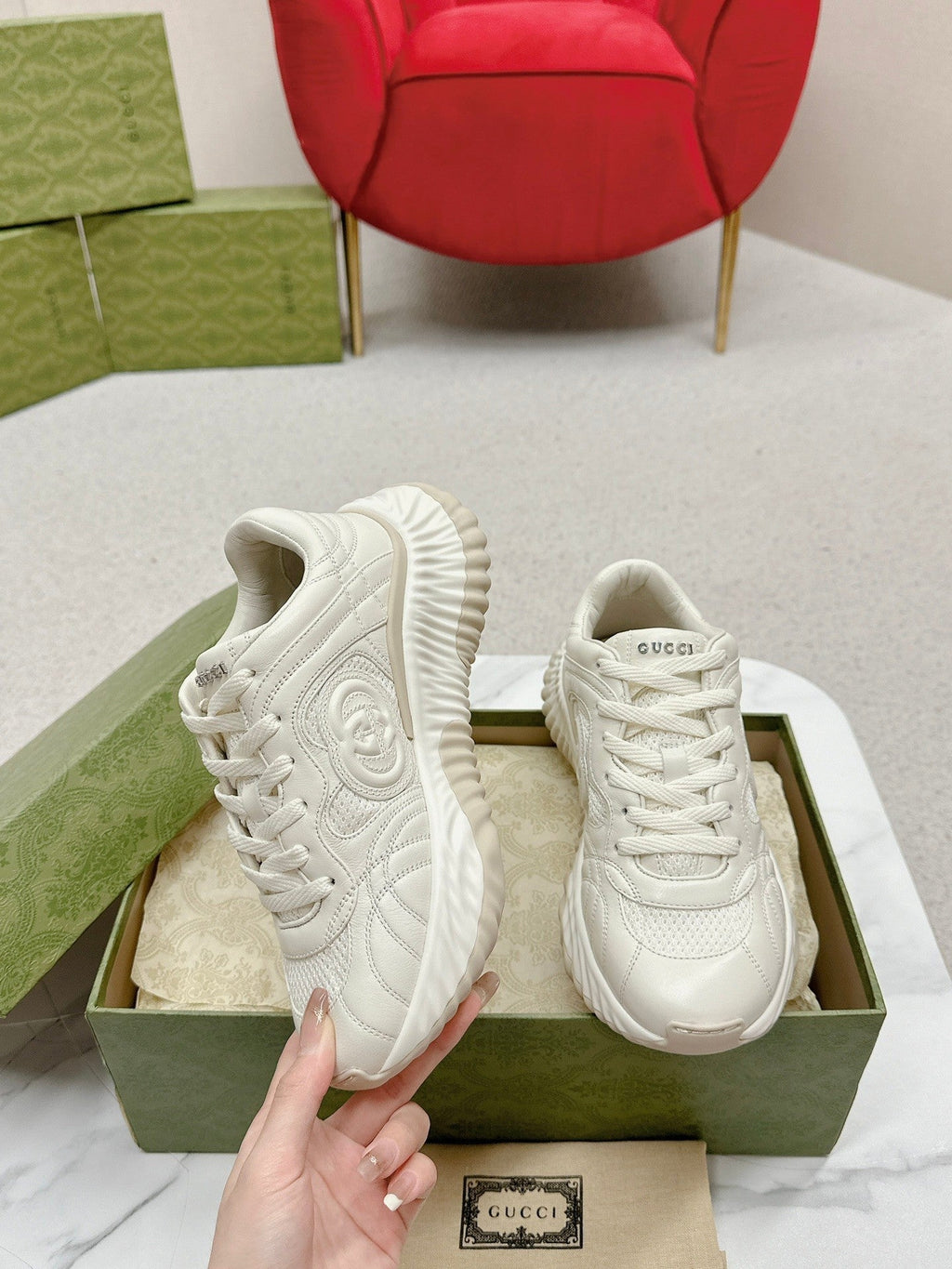 GUCCI RIPPLE TRAINER WHITE LAMBSKIN