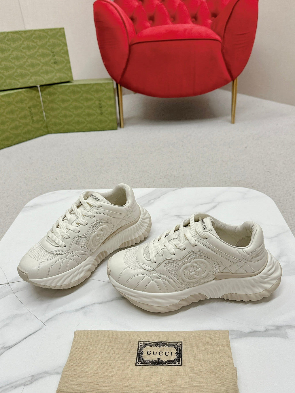 GUCCI RIPPLE TRAINER WHITE LAMBSKIN