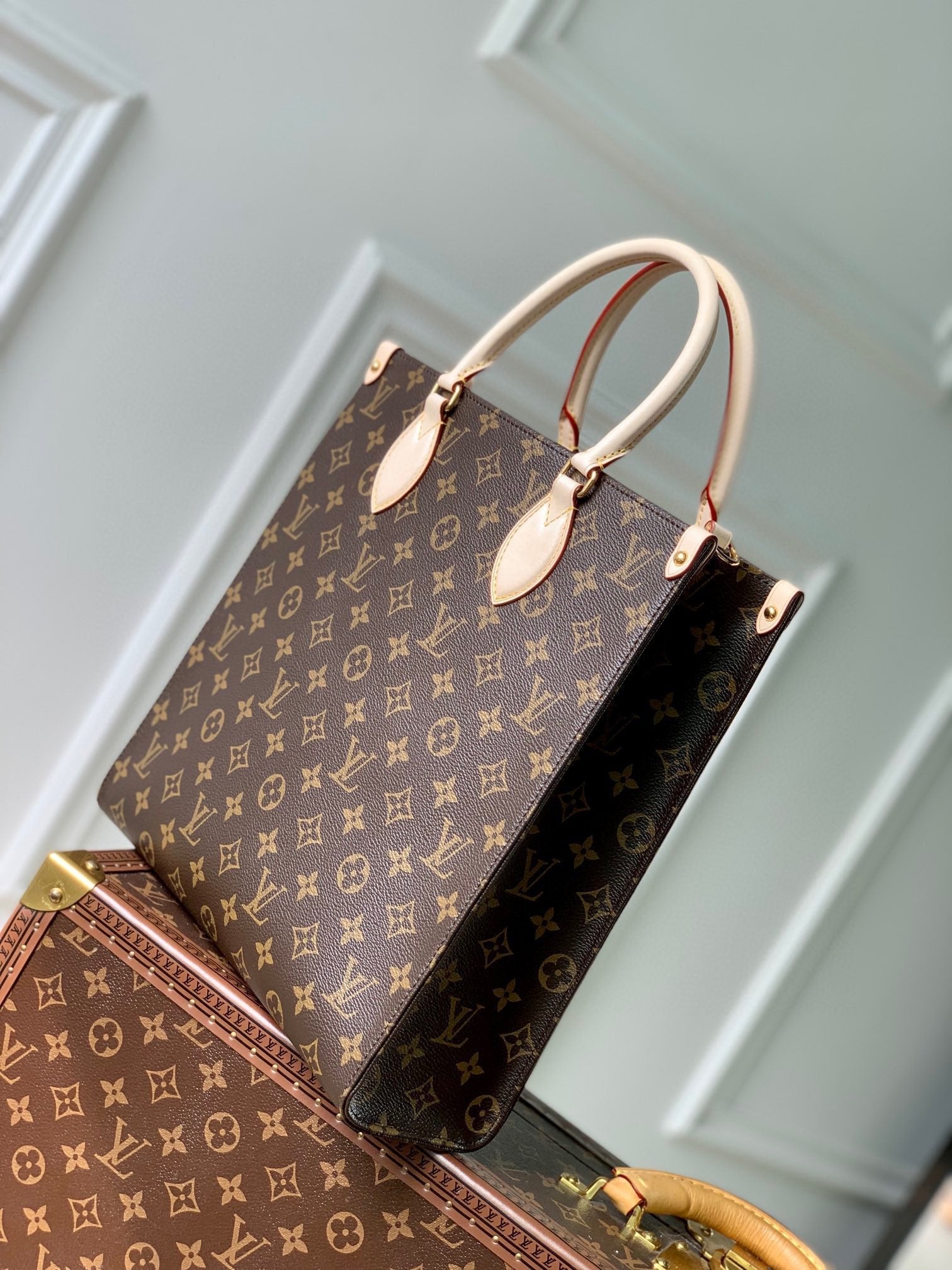 LOUIS VUITTON SAC PLAT 30CM MONOGRAM CANVAS