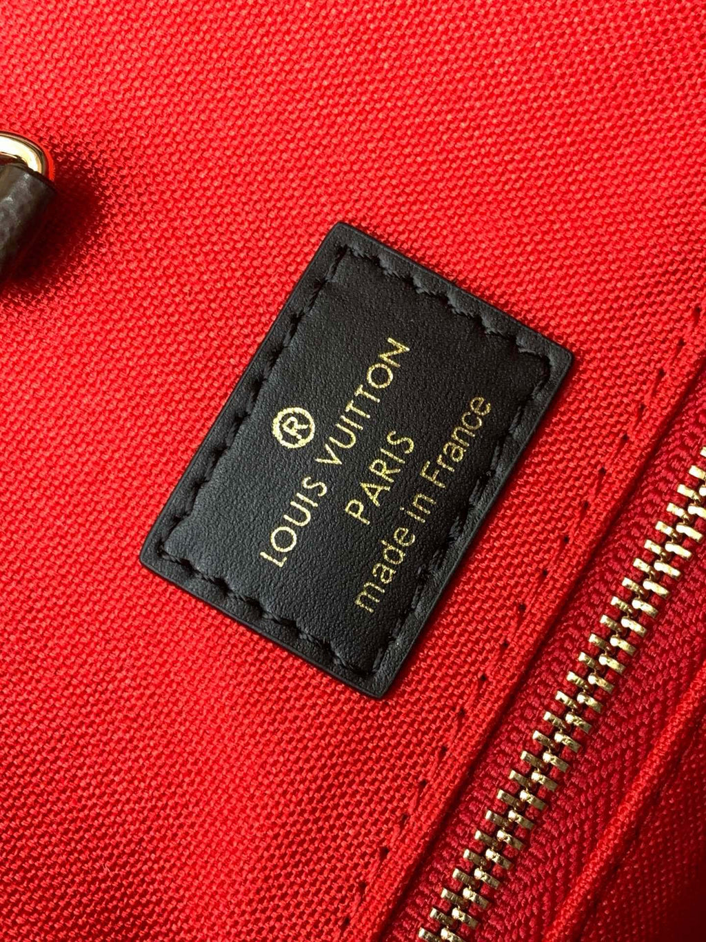 LOUIS VUITTON ONTHEGO MM 35CM MONOGRAM GIANT CANVAS