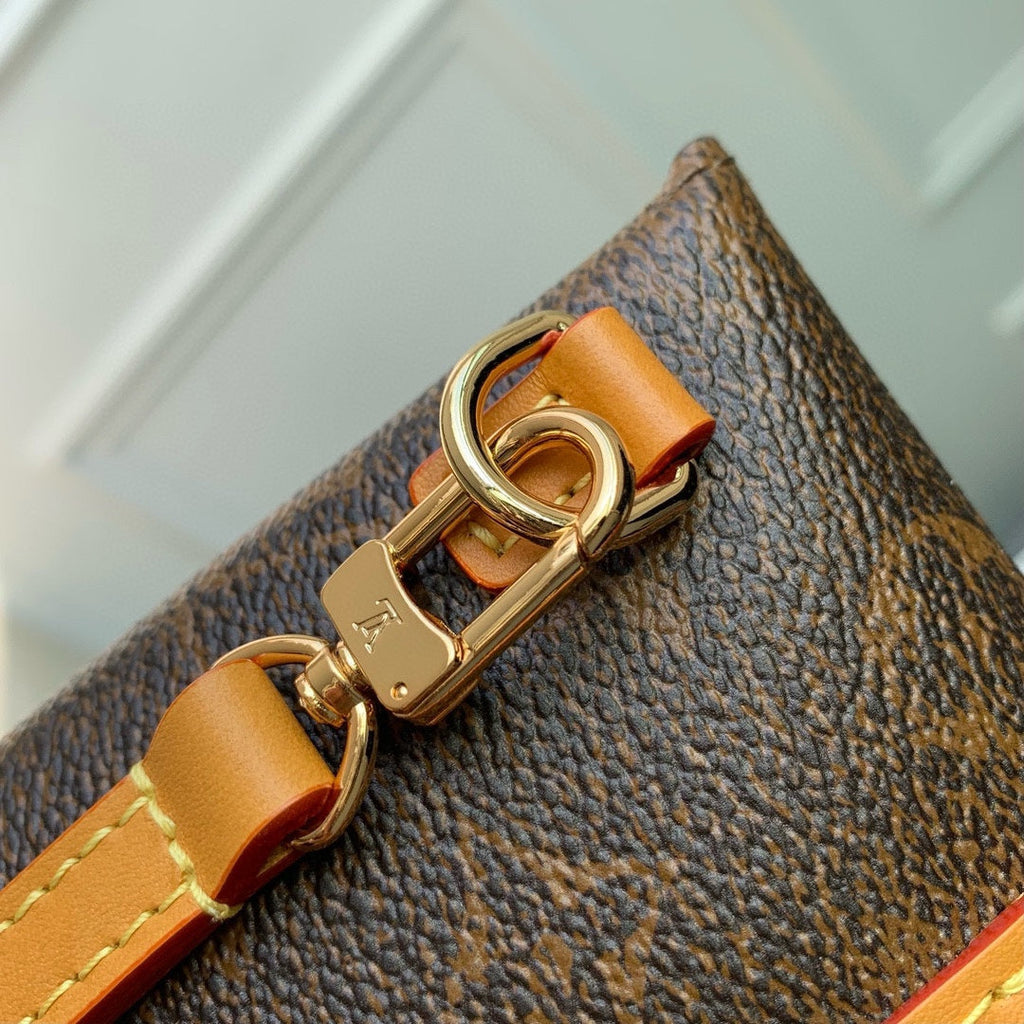 LOUIS VUITTON ENVELOPE POUCH 18 IN BROWN MONOGRAM COATED CANVAS AND CALFSKIN