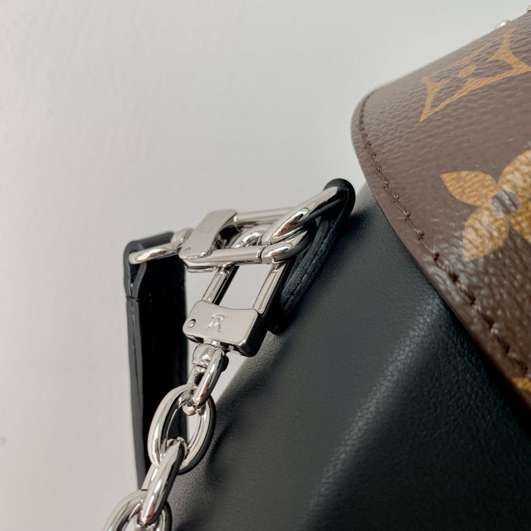 LOUIS VUITTON CAMERA BOX VIVE BAG 17 IN BLACK MONOGRAM CALFSKIN SILVER-TONE METALLIC