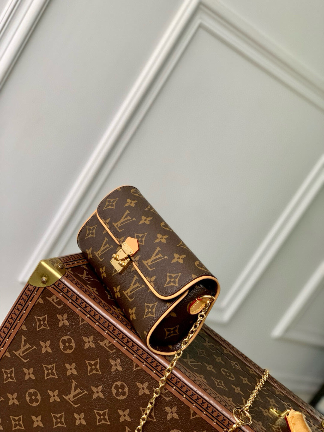 LOUIS VUITTON POCHETTE CAMILLE BAG 20 IN BROWN MONOGRAM COATED CANVAS