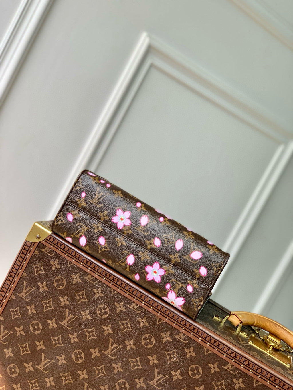 LOUIS VUITTON ONTHEGO PM CHERRY BLOSSOM IN SAKURA BROWN MONOGRAM COATED CANVAS