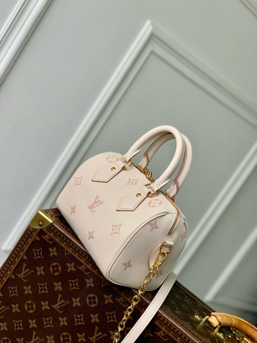 LOUIS VUITTON SPEEDY BANDOULIÈRE 20.5 IN LIGHT PINK MONOGRAM EMPREINTE CANVAS