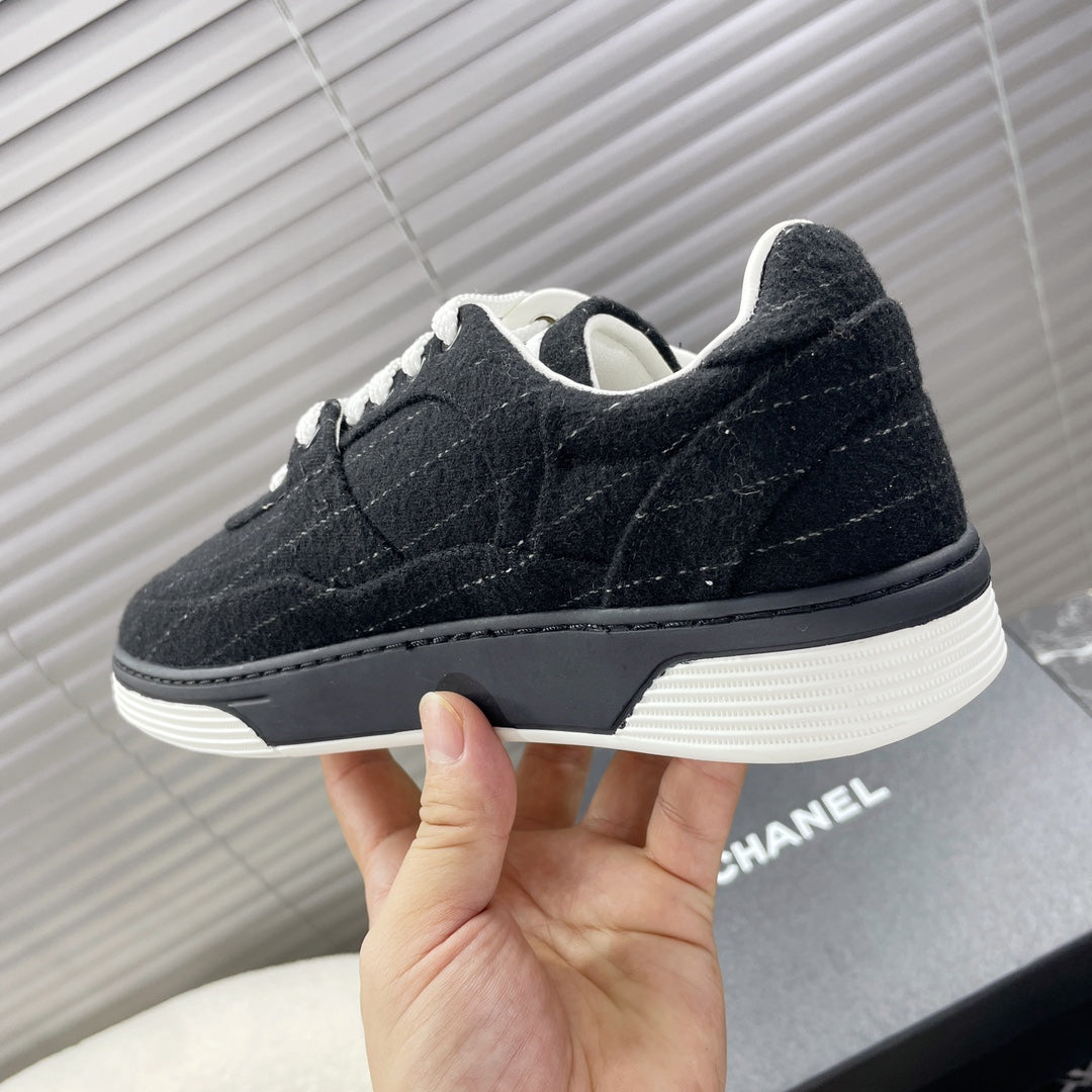CHANEL TRAINER SHOES IN BLACK WOOL FABRIC