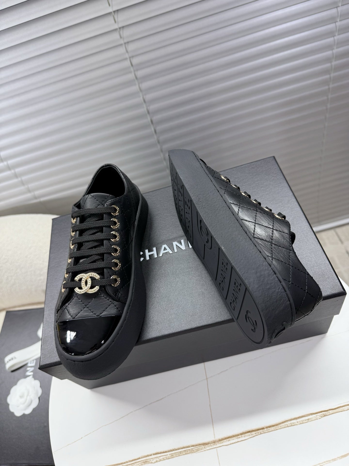 CHANEL 25S TRAINERS BLACK FULL 35MM IN CALFSKIN