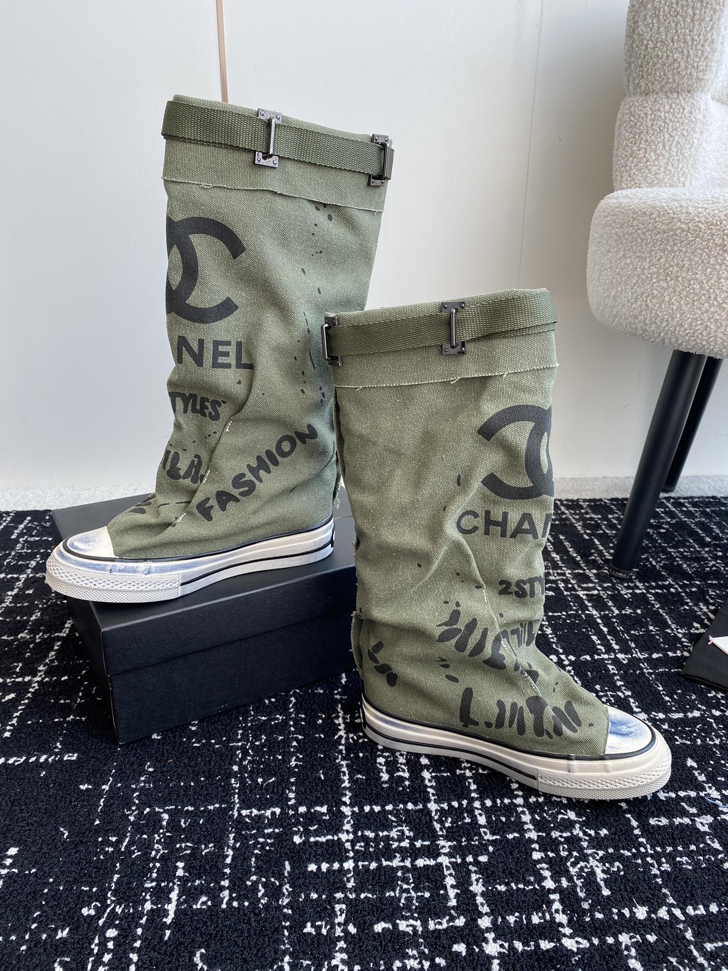 CHANEL HIGH BOOTS IN ARMY GREEN CANVAS