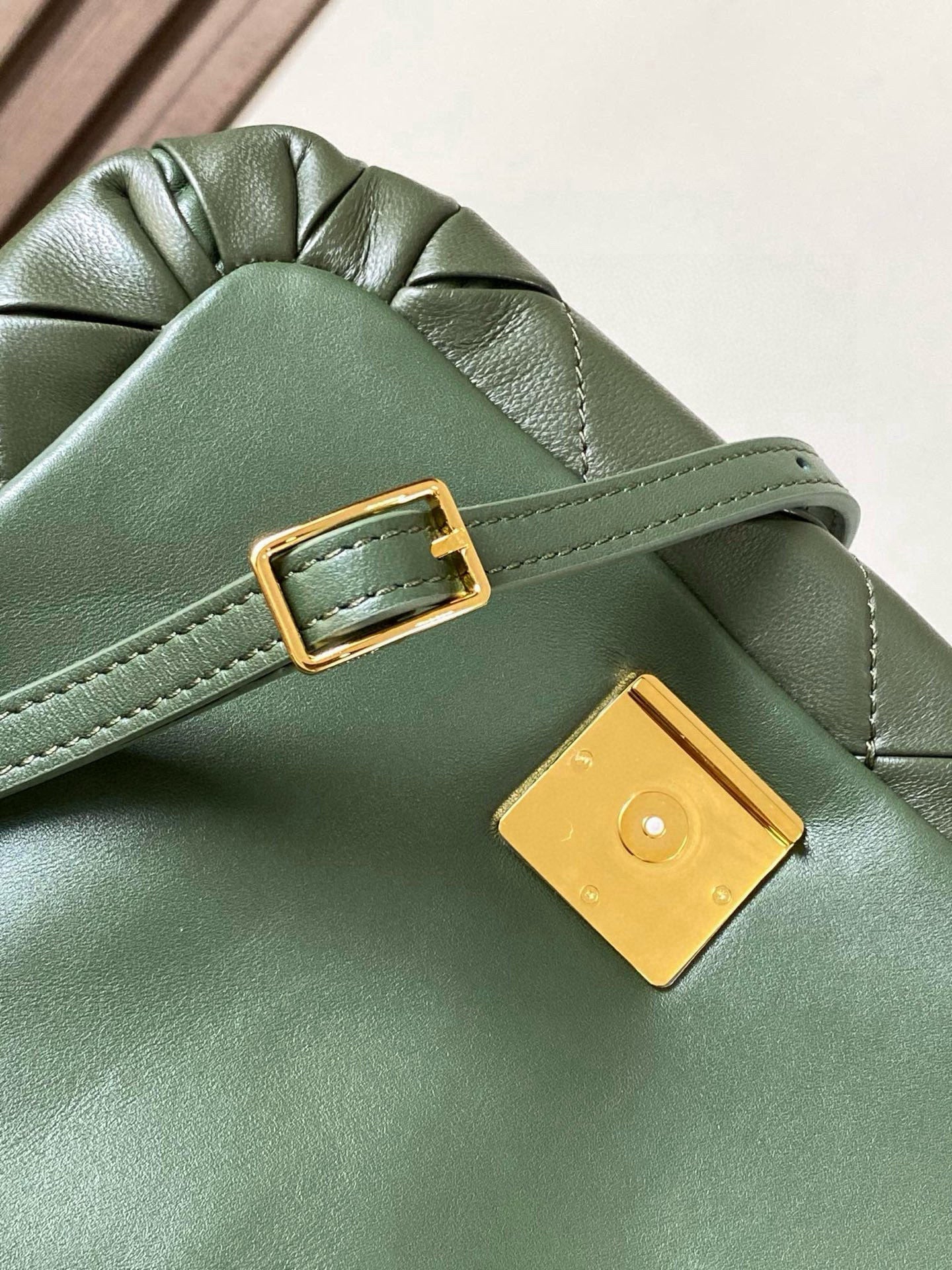 LOEWE 25S PUFFER GOYA BAG 23 IN DARK OLIVE GREEN NAPPA LAMBSKIN