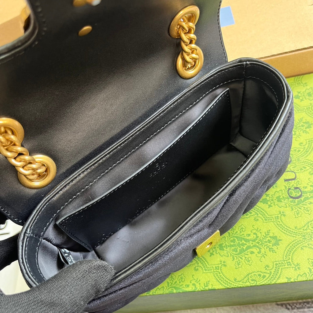 GUCCI MARMONT MINI 22 BAG IN BLACK VELVET
