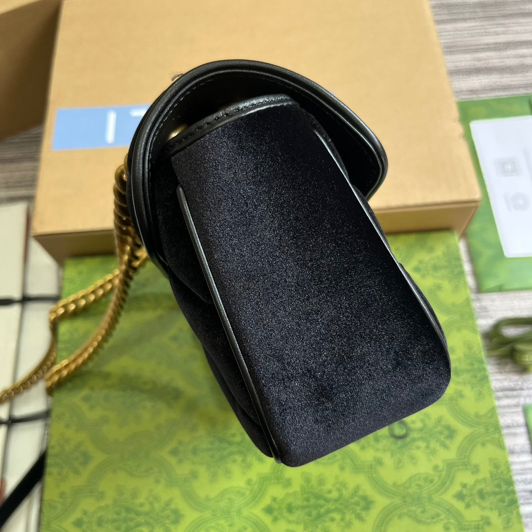 GUCCI MARMONT MINI 22 BAG IN BLACK VELVET