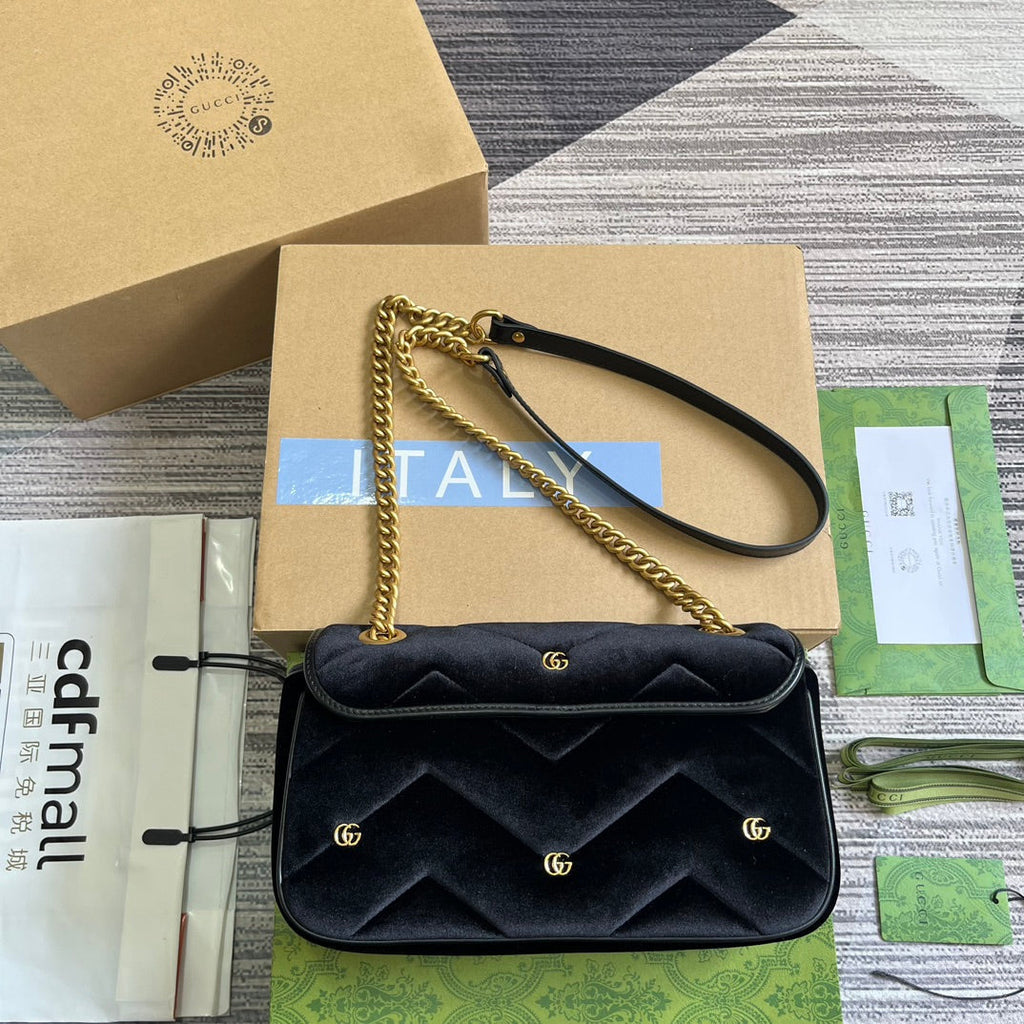 GUCCI MARMONT MEDIUM 26 BAG IN BLACK VELVET