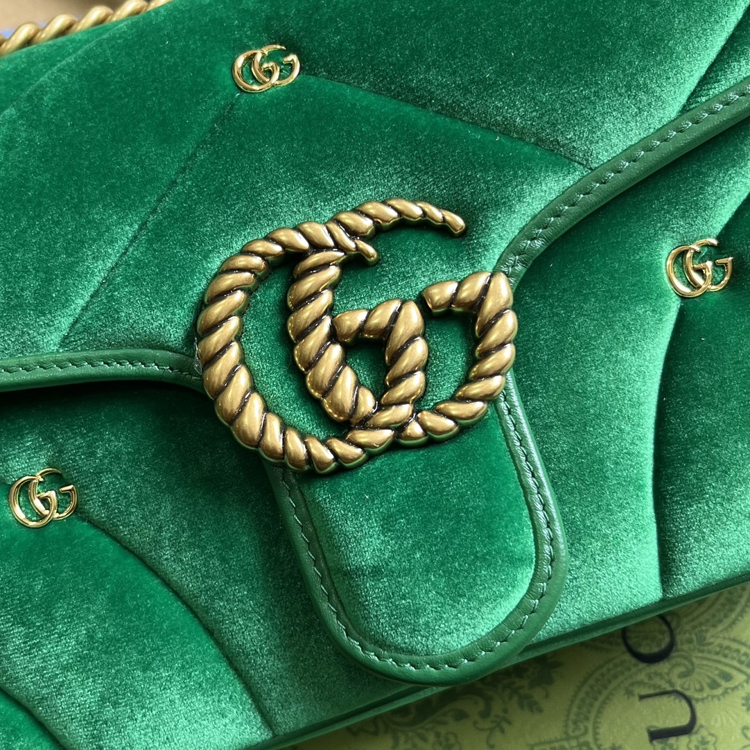 GUCCI MARMONT MEDIUM 26 BAG IN COOL GREEN VELVET