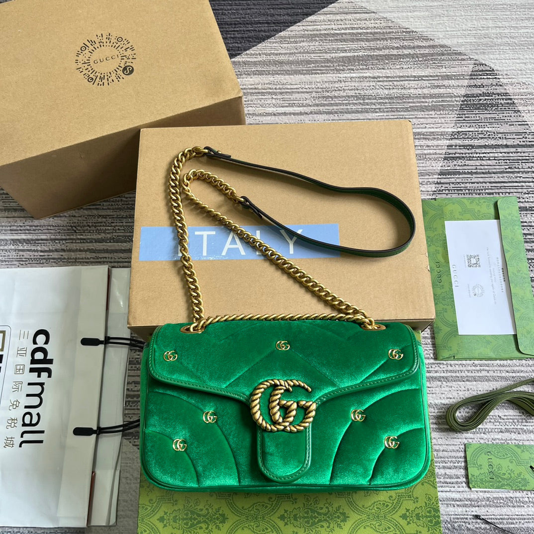 GUCCI MARMONT MEDIUM 26 BAG IN COOL GREEN VELVET