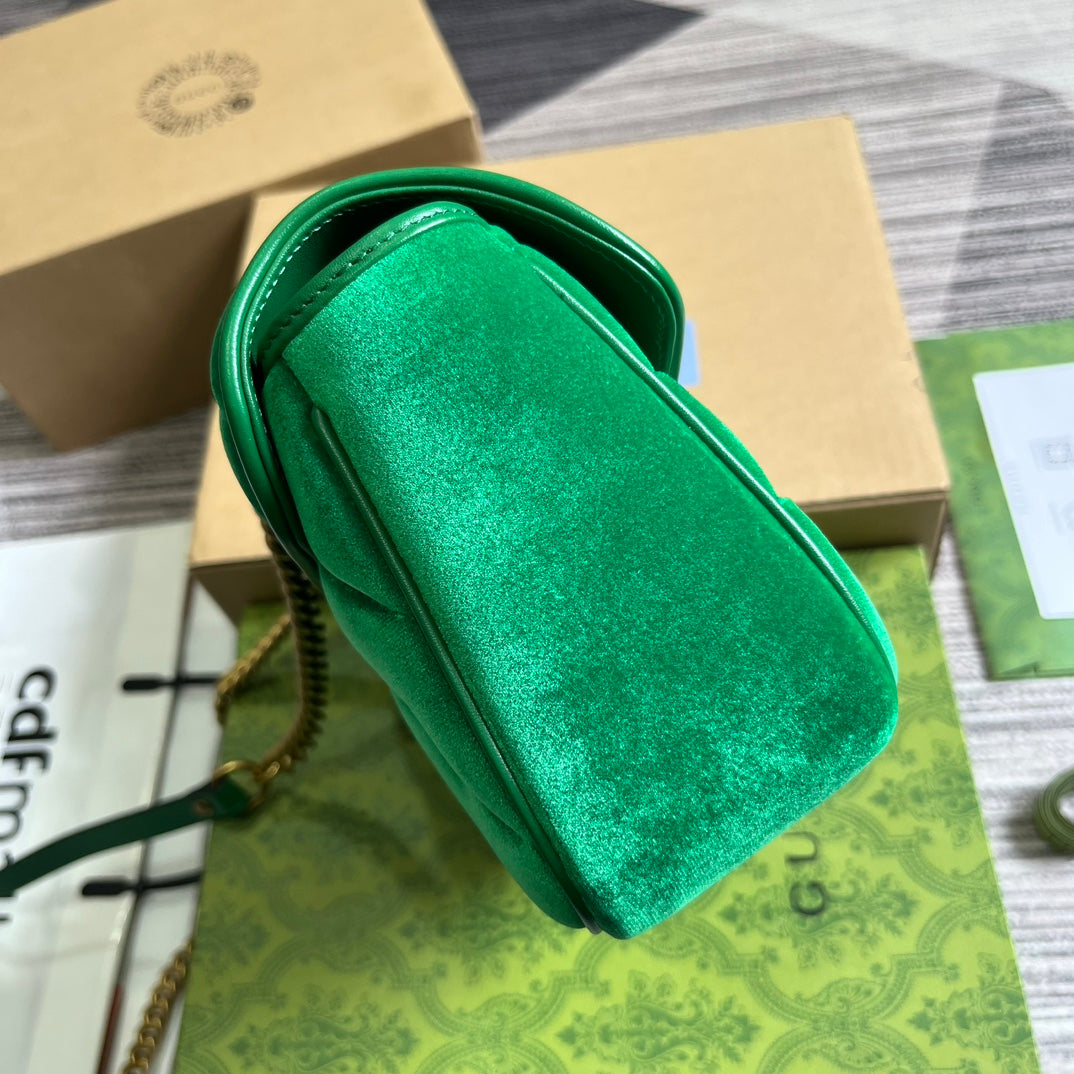 GUCCI MARMONT MEDIUM 26 BAG IN COOL GREEN VELVET