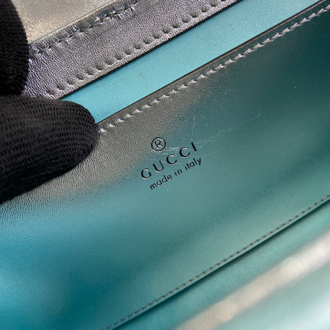 GUCCI MARMONT 23 SMALL SHOULDER BAG BLUE IRIDESCENT CALFSKIN
