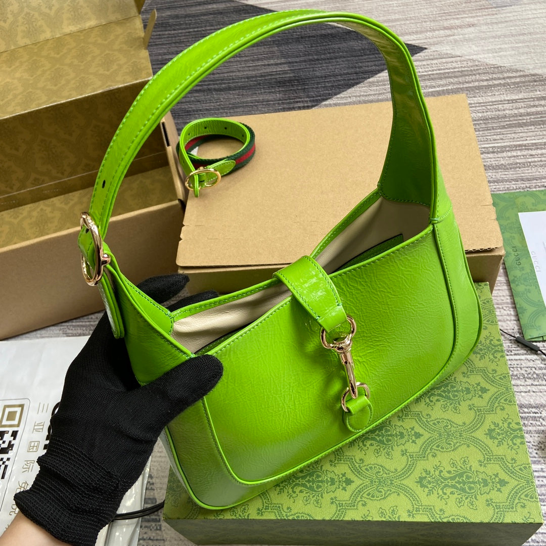 GUCCI JACKIE SMALL SHOULDER BAG 27 IN LIME GREEN CRACKED LACQUER CALFSKIN GOLD HARDWARE
