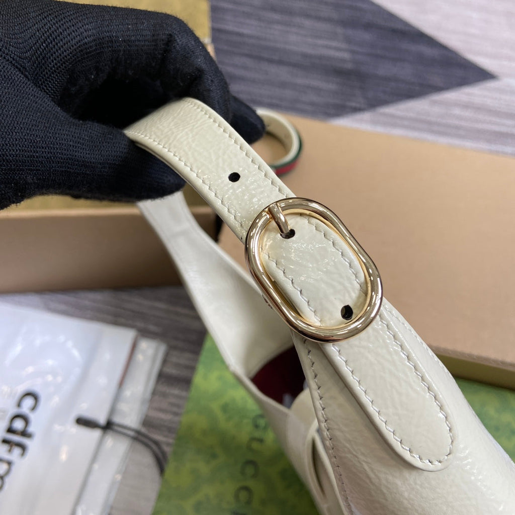 GUCCI JACKIE SMALL SHOULDER BAG 27 IN WHITE CRACKED LACQUER CALFSKIN GOLD HARDWARE