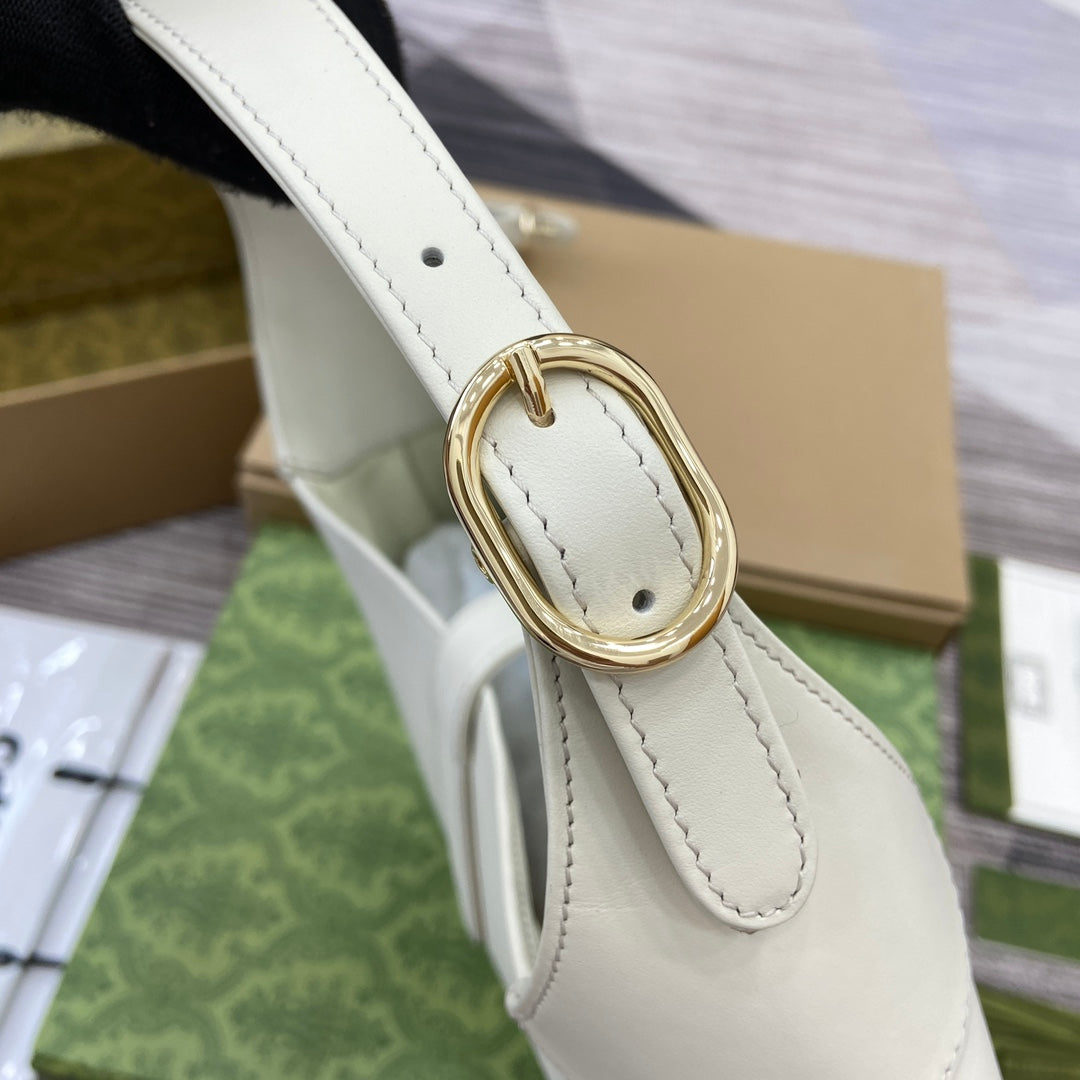 GUCCI JACKIE MEDIUM SHOULDER BAG 35 IN WHITE CALFSKIN GOLD HARDWARE