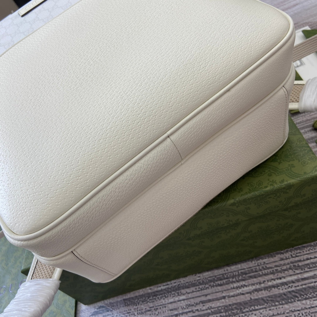 GUCCI MEDIUM 40  BACKPACK WITH TAG WHITE CALFSKIN AND CANVAS