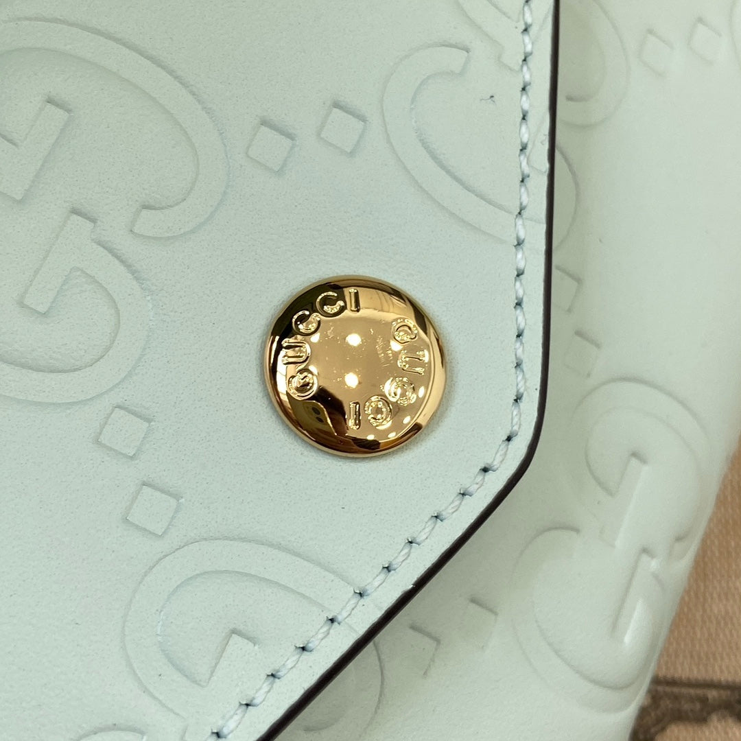 GUCCI CONTINENTAL WALLET 19 IN MINT GREEN EMBOSSED CALFSKIN GOLD HARDWARE