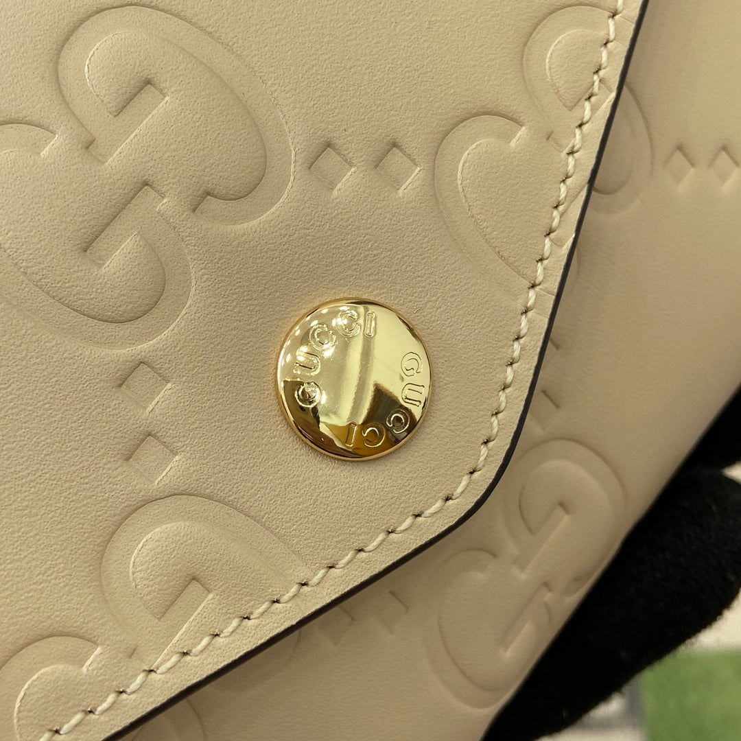 GUCCI CONTINENTAL WALLET 19 IN LIGHT YELLOW EMBOSSED CALFSKIN GOLD HARDWARE