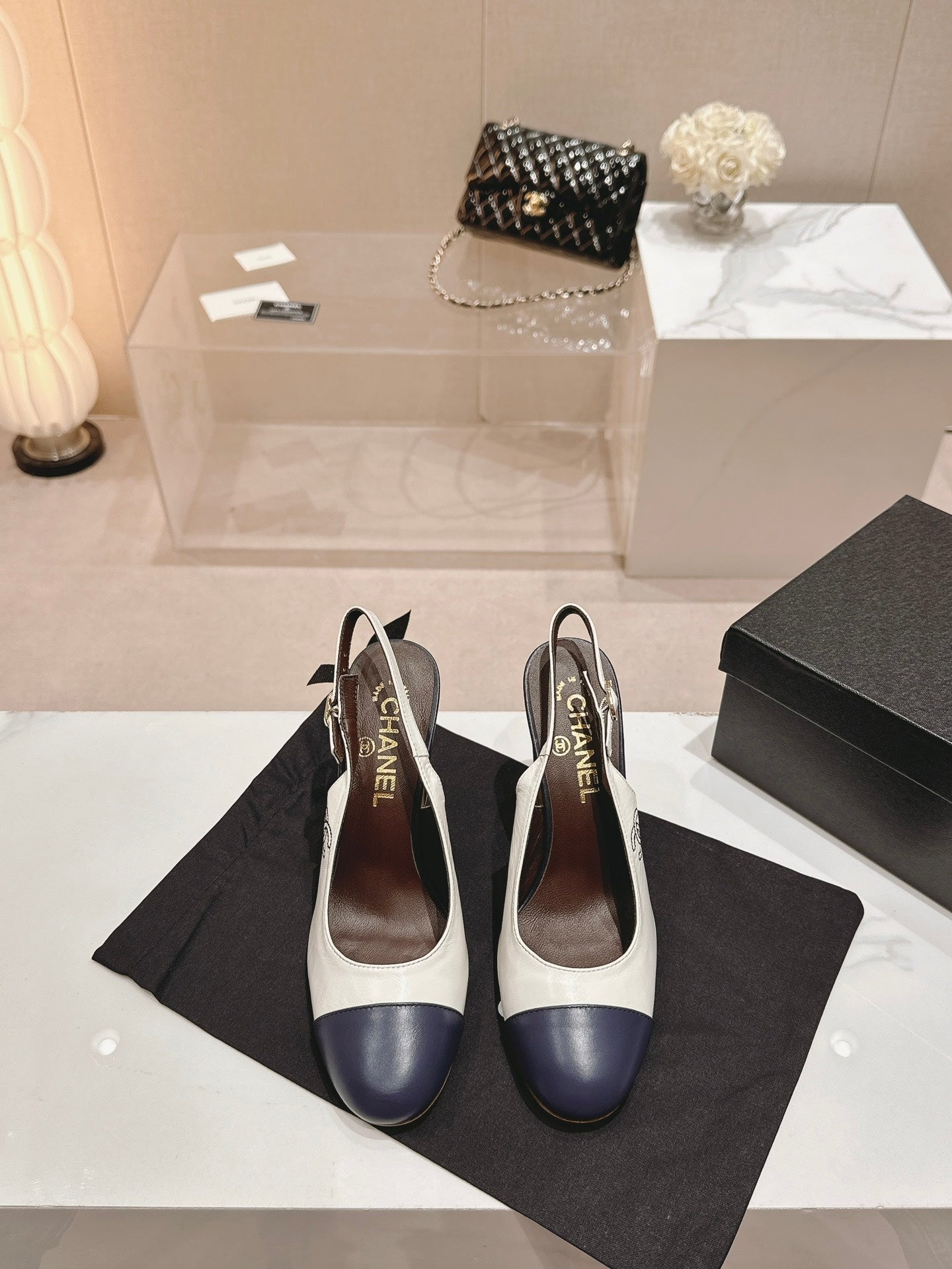 CHANEL HIGH SLINGBACKS WHITE MIX BLACK SHEEPSKIN