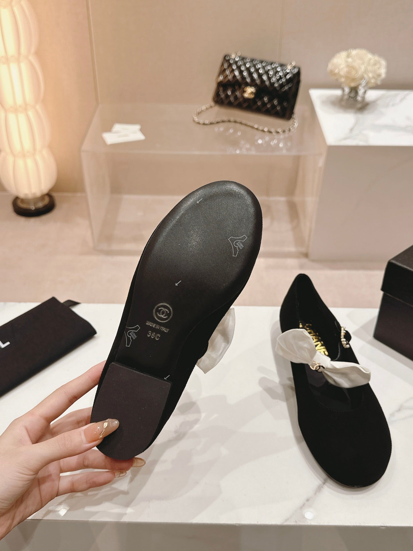 CHANEL MARY JANE SHOES BLACK CALFSKIN