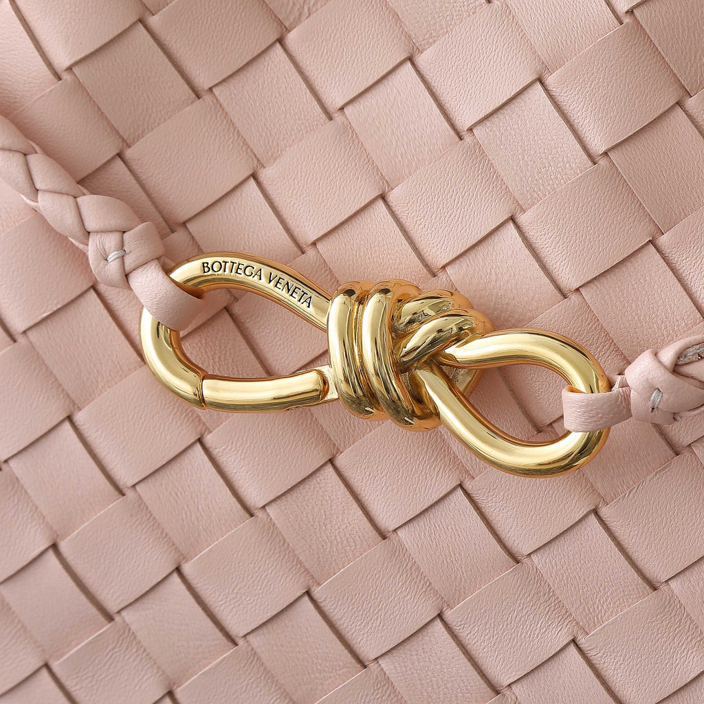 BOTTEGA VENETA MEDIUM ANDIAMO 32 IN LIGHT PINK LAMBSKIN