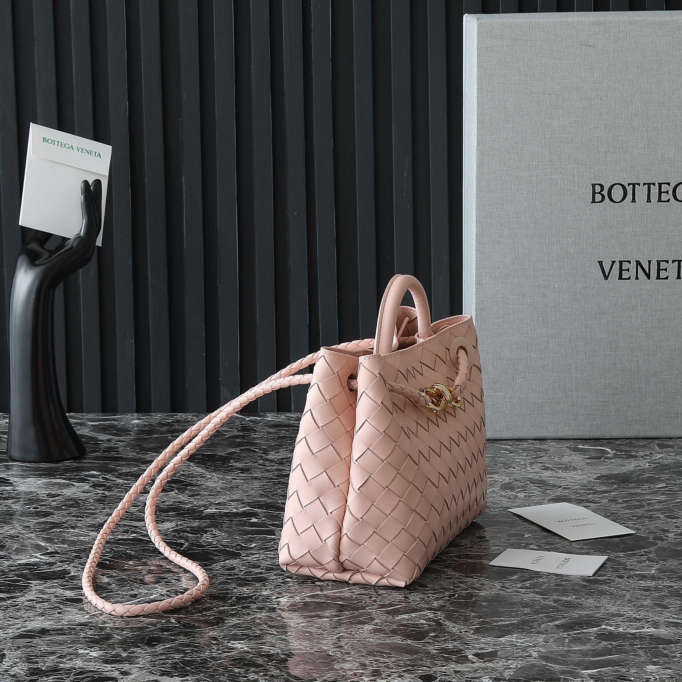 BOTTEGA VENETA SMALL ANDIAMO 25 IN LIGHT PINK LAMBSKIN